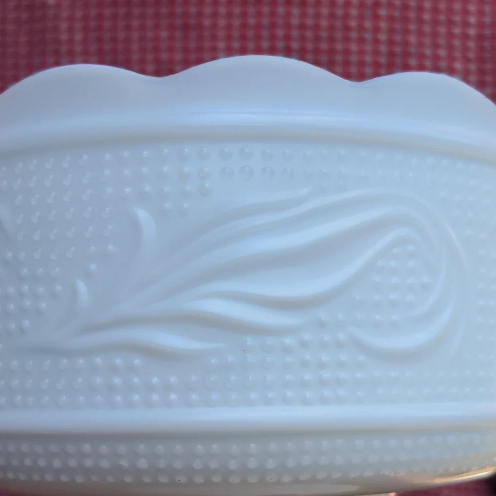 VINTAGE MCM E.O. BRODY CO M6000 WHITE MILK GLASS COMPOTE PEDESTAL CANDY …